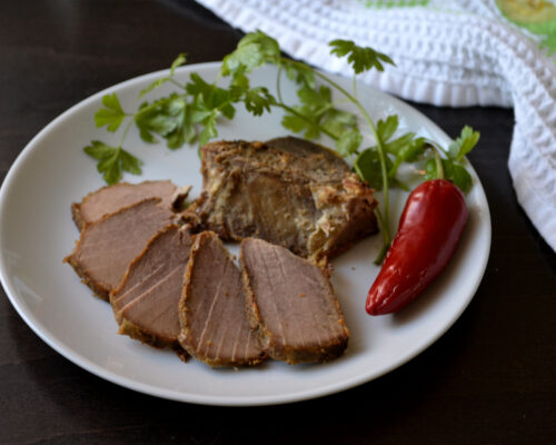 Мягкая и очень вкусная запеченная в горчичном соусе говядина